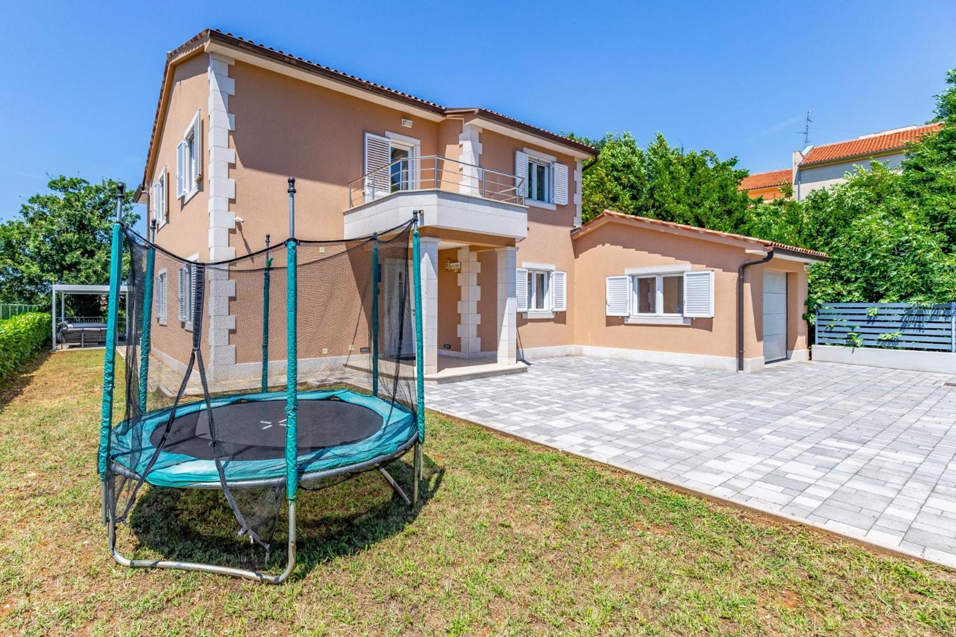 Villas Lotus With Pool And Jacuzzi Pula Exteriér fotografie