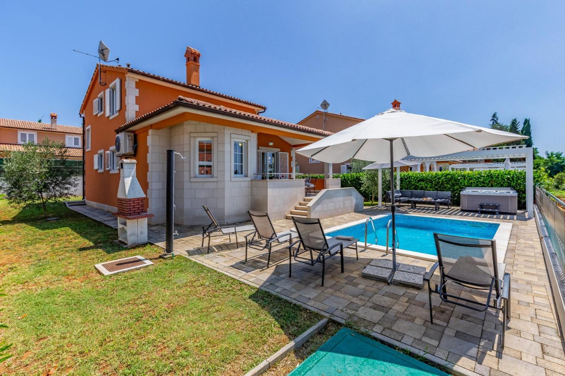 Villas Lotus With Pool And Jacuzzi Pula Exteriér fotografie